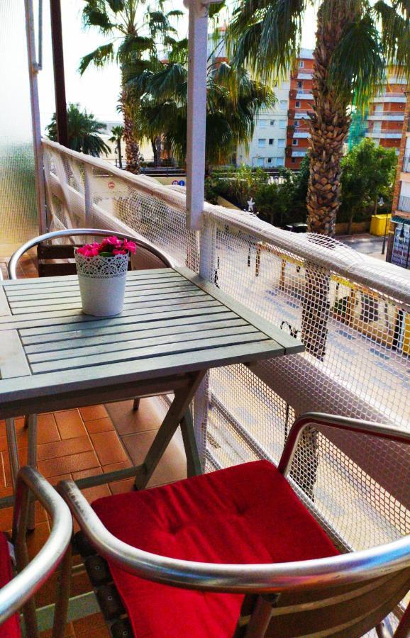 Encantador Apartamento Frente A La Playa De Bara Roda de Bará Exteriör bild